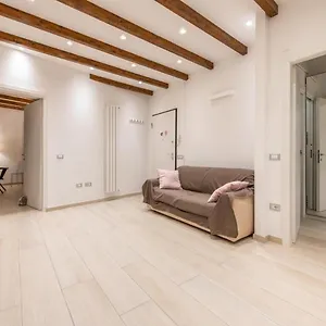  Apartment Borro Palace